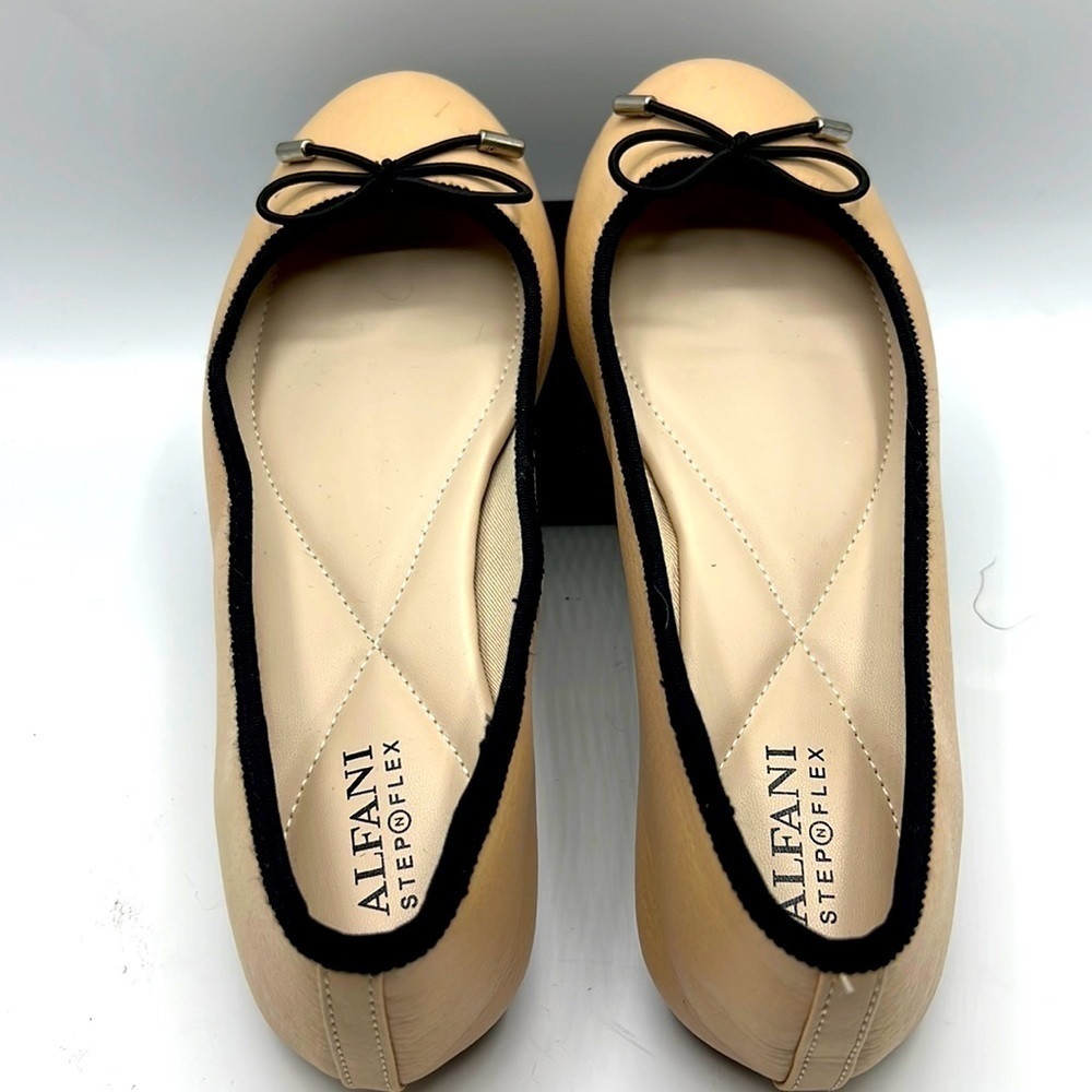 Alfani Women's Breathable Bow Accent Cushioned Aleaa Round Toe Slip on Size 7.5M
